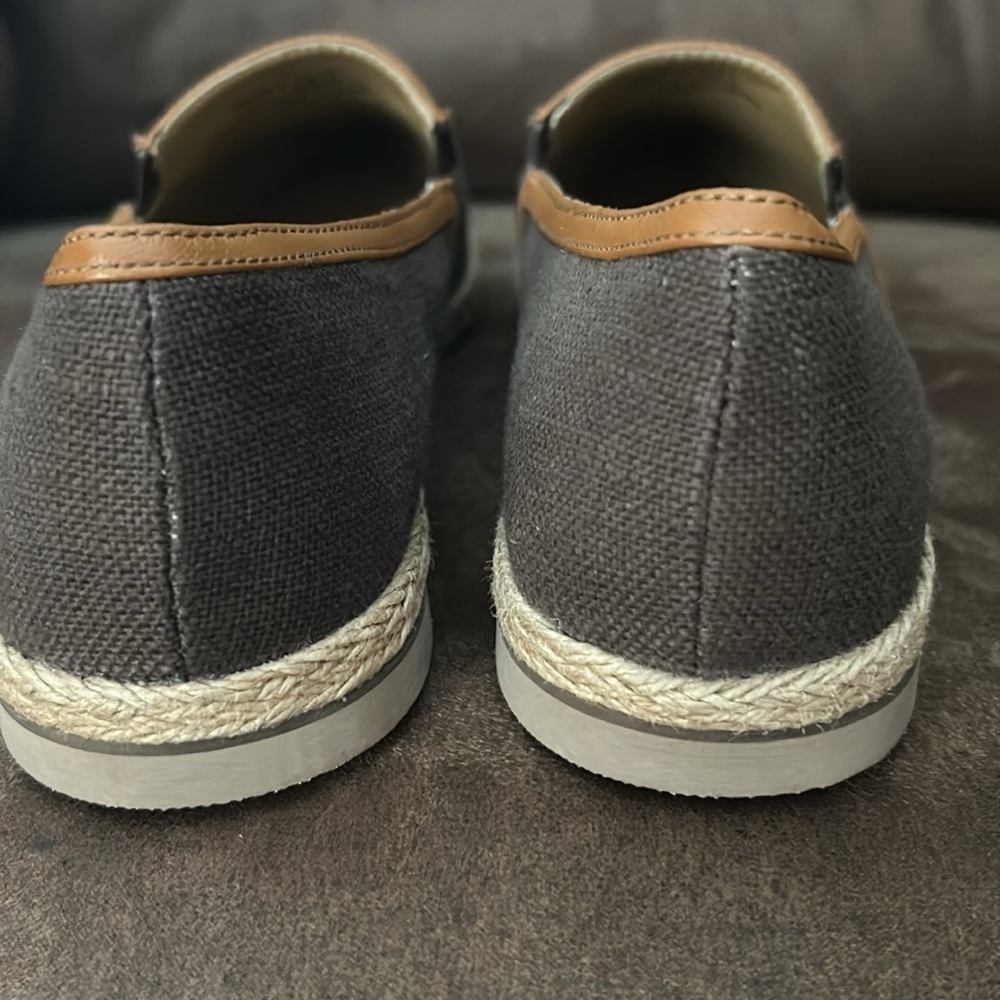 Trotters Estelle Brown Flats Size 9 - Picture 9 of 13